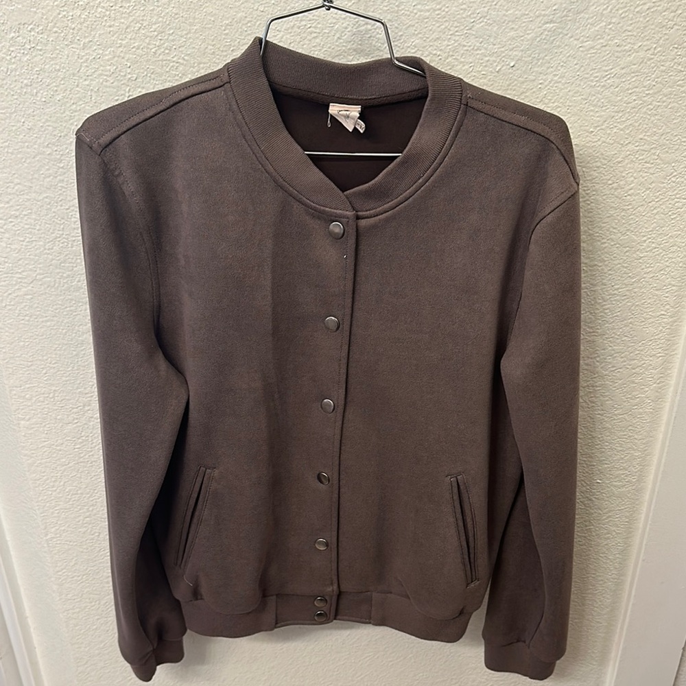 Brown Bomber Jacket with Crew Neck and Long Sleeves